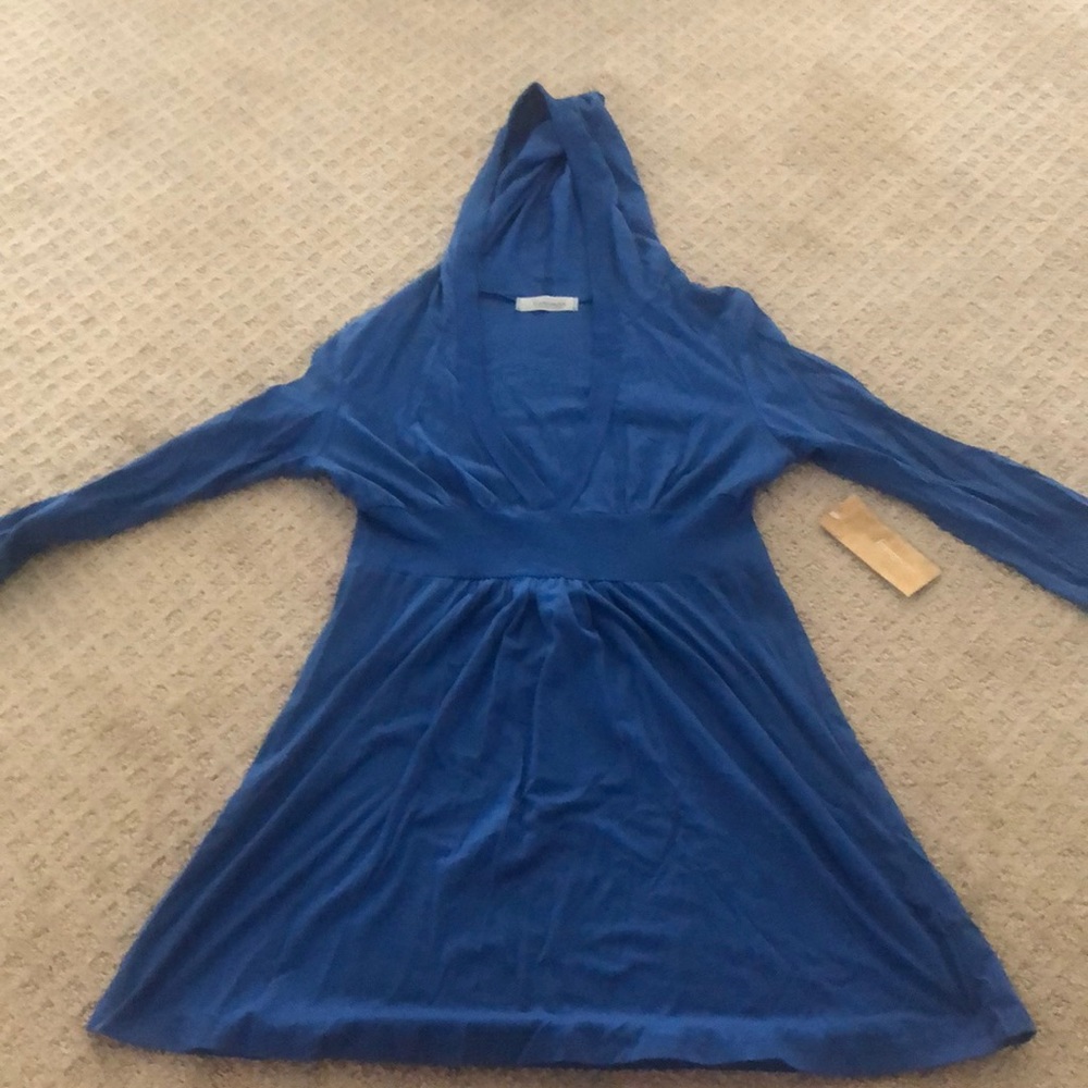 Blue V Neck three quarter sleeve NWT